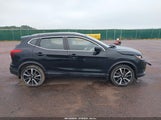 Nissan Rogue Sport Sl JN1BJ1CRXHW110040 photo