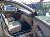 TOYOTA COROLLA LE 2T1BR32E77C784380 photo