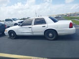 Ford Crown Victoria Police Interceptor 2FABP7BV0BX116184 fotografie