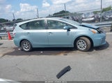 Toyota Prius V Three JTDZN3EU6EJ015593 снимка