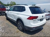 Volkswagen Tiguan 2.0T Se/2.0T Se R-Line Black/2.0T Sel 3VV3B7AX8LM013996 fotografie