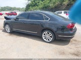 Volkswagen Passat 2.0T Sel Premium 1VWCA7A36JC010783 photo