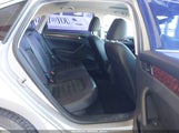 Volkswagen Passat 2.0L Tdi Sel Premium 1VWCN7A37DC049634 снимка