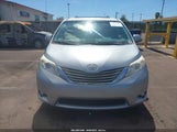 Toyota Sienna Xle V6 7 Passenger Auto Access Seat/Xle V6 8 Passenger 5TDYK3DCXDS310131 fotografie