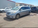 Toyota Sienna Xle V6 7 Passenger Auto Access Seat/Xle V6 8 Passenger 5TDYK3DCXDS310131 photo