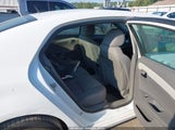 Chevrolet Malibu Ls 1G1ZB5EB9AF176061 снимка
