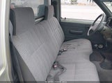 Toyota Pickup 1/2 Ton Short Whlbase Stb 4TARN81A0NZ028779 снимка