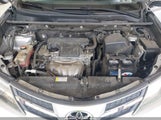 Toyota Rav4 Xle JTMWFREV6FJ046811 снимка