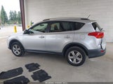 Toyota Rav4 Xle JTMWFREV6FJ046811 снимка