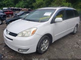 TOYOTA SIENNA XLE 5TDZA22C44S037191 снимка