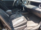 Toyota Rav4 Le 2T3BFREV4JW709897 снимка