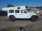 Jeep Wrangler Unlimited Moab 4X4 1C4HJXEG2KW596601 photo