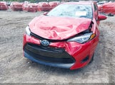 Toyota Corolla Le 5YFBURHE9JP822742 снимка