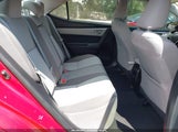 Toyota Corolla Le 5YFBURHE9JP822742 снимка