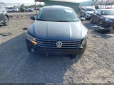 Volkswagen Passat 1.8T R-Line 1VWDT7A34HC069128 photo