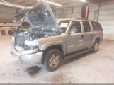 CHEVROLET SUBURBAN 1500 LS 3GNFK16T6YG120637 снимка