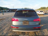 Audi Q5 2.0T Premium/2.0T Tech Premium WA1CNAFY8J2220441 photo