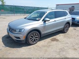 Volkswagen Tiguan 2.0T Se/2.0T Se R-Line Black/2.0T Sel 3VV2B7AX7MM118882 fotografie