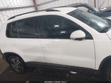Volkswagen Tiguan S WVGBV7AX1GW528194 снимка