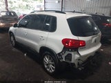 Volkswagen Tiguan S WVGBV7AX1GW528194 photo