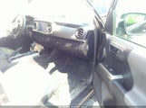 Toyota Tacoma Sr5 V6 3TMCZ5ANXPM548038 fotografie