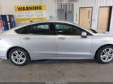 Ford Fusion Se 3FA6P0H72JR183450 снимка