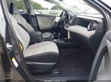 Toyota Rav4 Xle JTMWFREV4HD098455 снимка