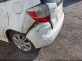 Honda Fit Sport JHMGE8H48AS028476 photo