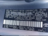 Toyota Corolla Le JTDEPMAE8NJ226551 снимка