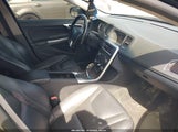 Volvo S60 T5/T5 Platinum/T5 Premier/T5 Premier Plus YV1612FS0D1231163 fotografie
