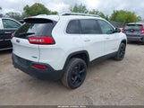 Jeep Cherokee Latitude 1C4PJMCBXEW128637 снимка