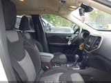 Jeep Cherokee Latitude 1C4PJMCBXEW128637 снимка