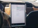 Tesla Model X 60D/70D/75D/90D/P100D 5YJXCBE26GF008224 снимка