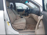 TOYOTA HIGHLANDER HYBRID LIMITED JTEEW44A382014324 снимка