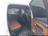 Ram  Laramie Longhorn 4X4 6'4 Box 1C6SRFST8LN137579 fotografie