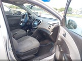 Chevrolet Sonic Ls Auto 1G1JB5SH7H4175504 снимка