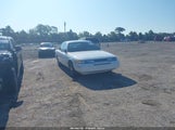 FORD CROWN VICTORIA LX 2FALP74W0PX149381 снимка