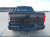 Toyota Tundra  5.7L V8 5TFAW5F16JX759194 снимка