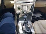 Volvo Xc60 T6 YV4902RKXF2635602 снимка
