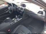 BMW 320I WBA8E1G53JNU90365 photo