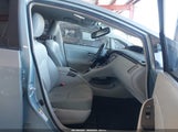 TOYOTA PRIUS FOUR JTDKN3DU7D1734837 снимка
