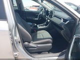 TOYOTA RAV4 XLE 2T3W1RFV2RW302915 снимка