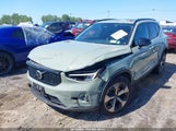 Volvo Xc40 B5 Plus Dark Theme YV4L12UWXP2943450 снимка