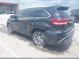 Toyota Highlander Xle 5TDJZRFH3JS829767 снимка