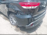 Toyota Highlander Xle 5TDJZRFH3JS829767 снимка