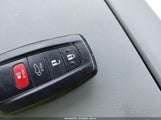Toyota Highlander Xle 5TDGZRAH6NS109872 photo