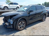 Toyota Highlander Xle 5TDGZRBH6NS583030 снимка
