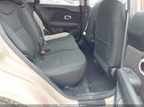 Kia Soul KNDJN2A23E7054828 снимка