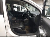 Jeep Compass Latitude 4X4 1C4NJDEB6HD104677 снимка