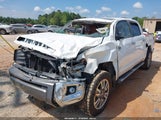 Toyota Tundra  5.7L V8 5TFAY5F19KX835969 снимка
